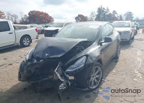 2021 Tesla Model Y Long Range Dual Motor All-Wheel Drive from USA, damaged, VIN 5YJYGDEE4MF118554